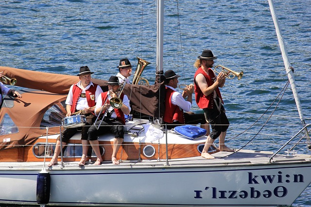 密切相关 密切相关