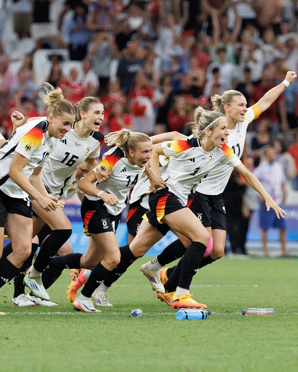 奪得金牌 奪得金牌